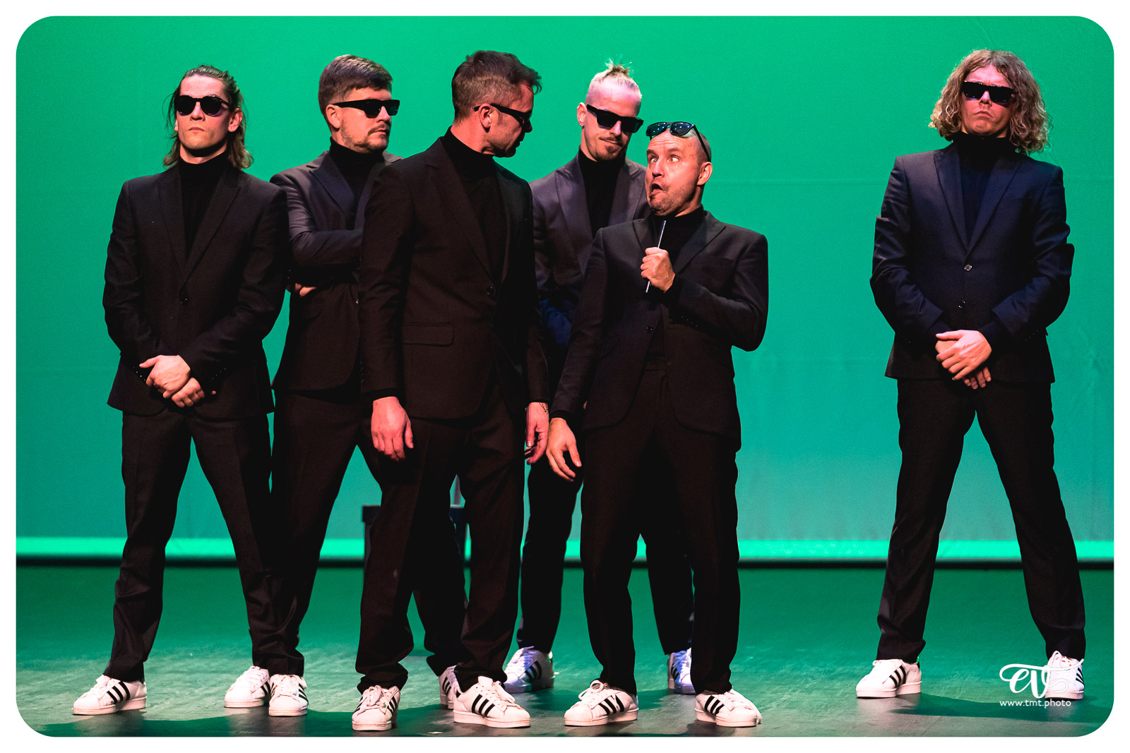 SERIOUSLY FUNNY (FAIR PLAY CREW)